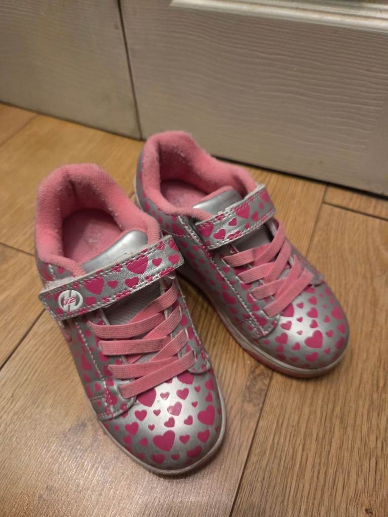 Heelys Roller Skate Shoes - Pink with Hearts, UK Size 13