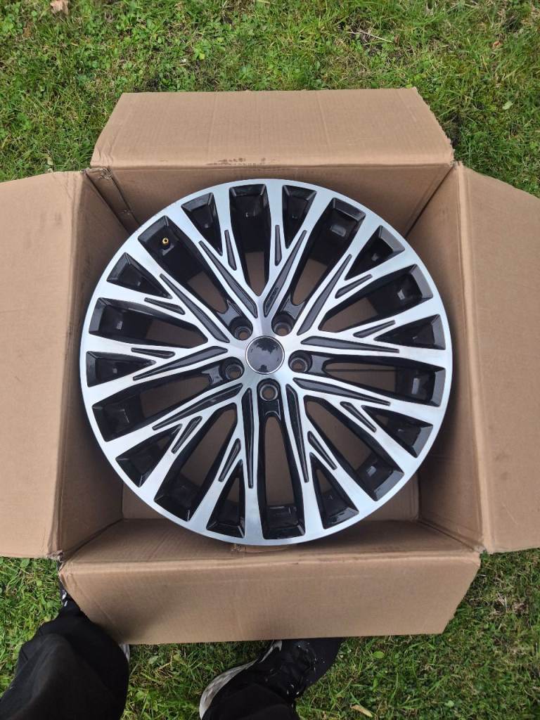 20 Inch Replica Audi alloys