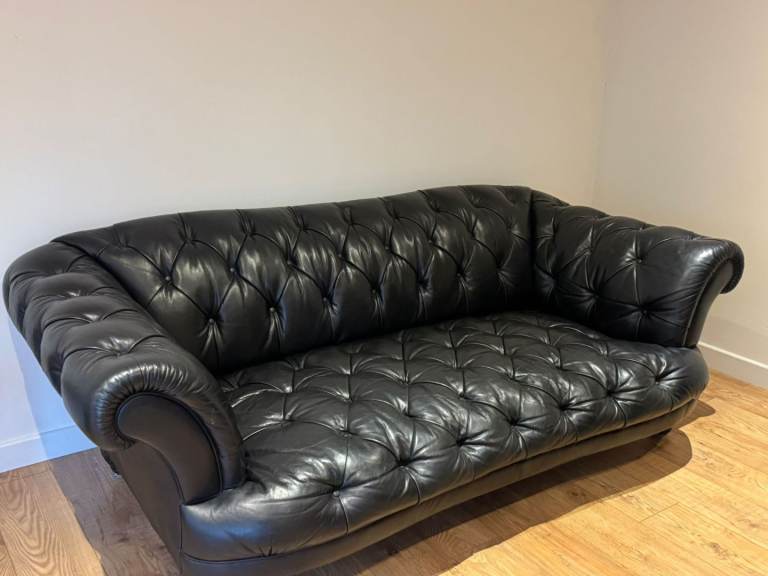 Stunning tetrad oskar 3 seater chesterfield sofa.