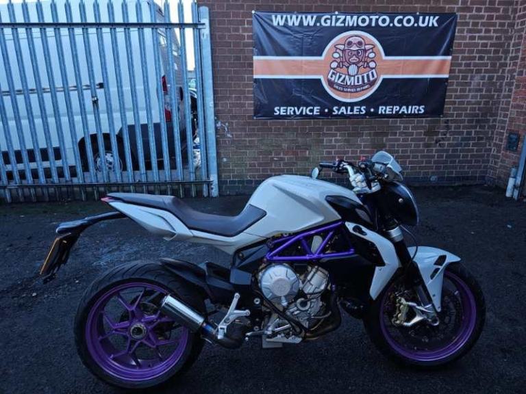 MV Augusta 675 Brutale '2016' ONLY 3887 MILES - 2 KEYS - HPI CLEAR