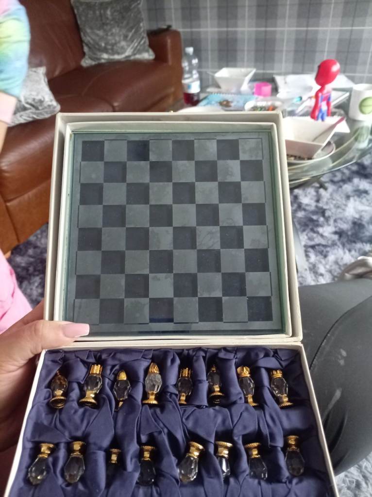 Glass/crystal Chess Set with Gold & Silver Pieces – Good Condition