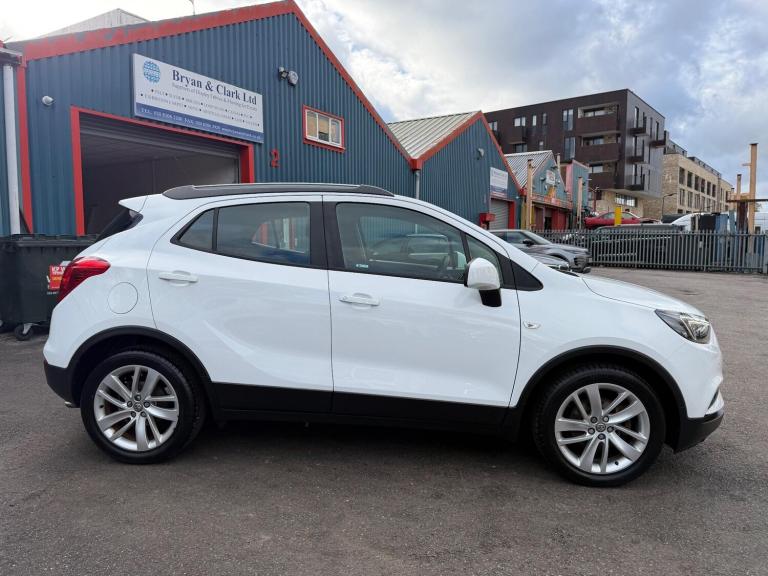 2017 Vauxhall Mokka X 1.4T Design Nav 5dr Auto HATCHBACK PETROL Automatic