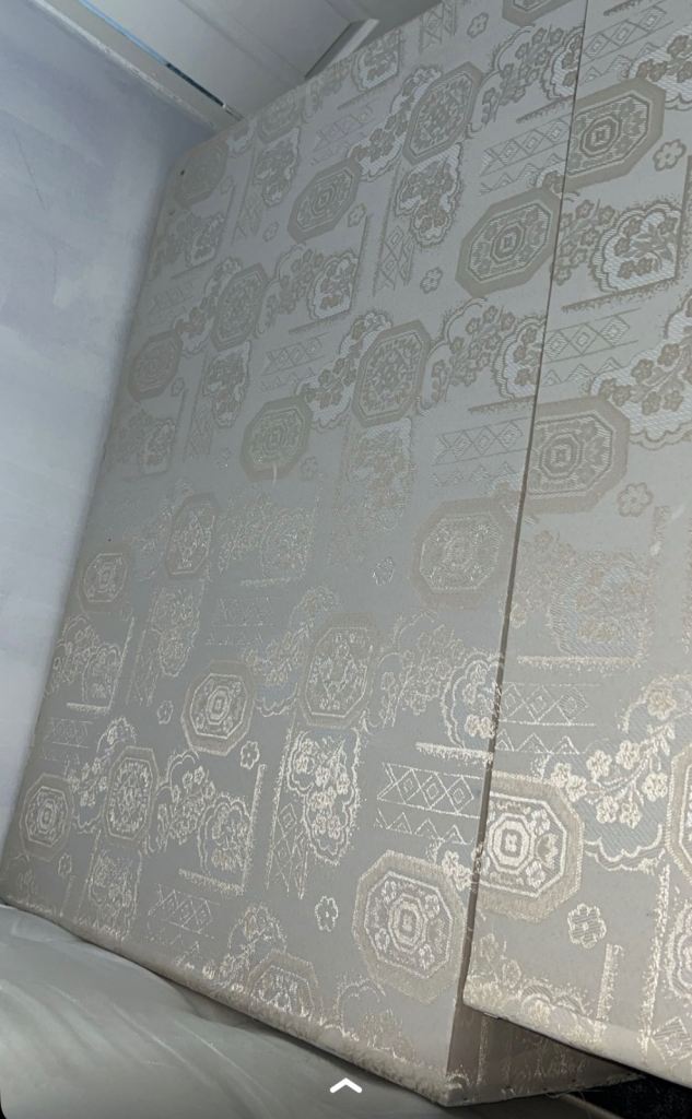 Double divan bed with 4 draws 