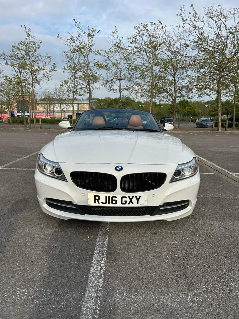 BMW, Z4, Convertible, 2016, Semi-Auto, 1997 (cc), 2 doors