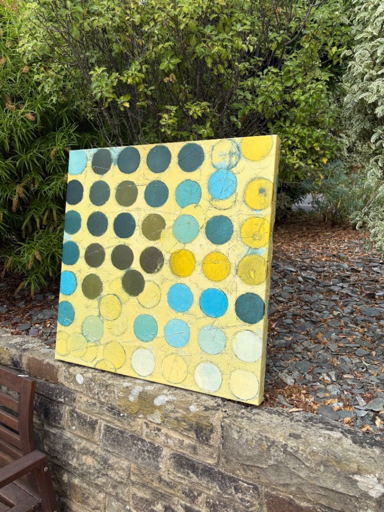Abstract Yellow Circle Canvas Painting – Modern Wall Art