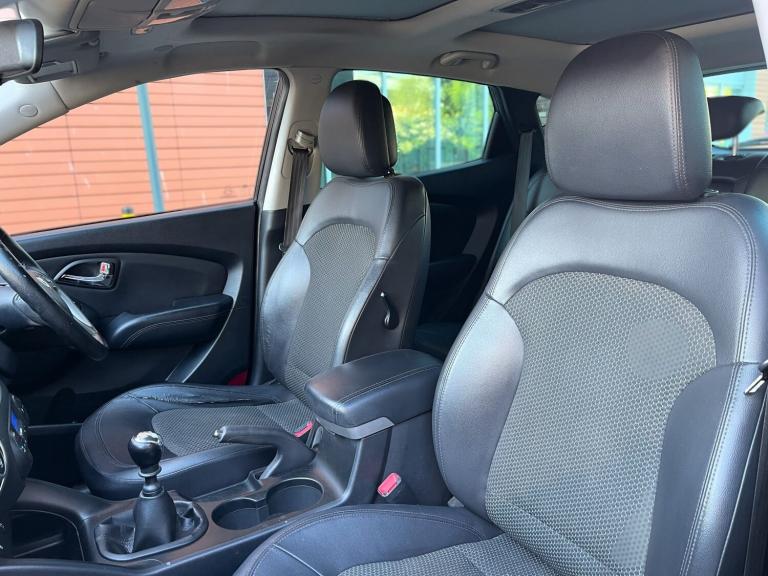 HYUNDAI IX35 1.7 CRDi Premium 2012