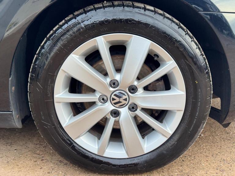 2011 Volkswagen Golf 1.6 TDi 105 BlueMotion Tech Match 5dr HATCHBACK DIESEL Manual