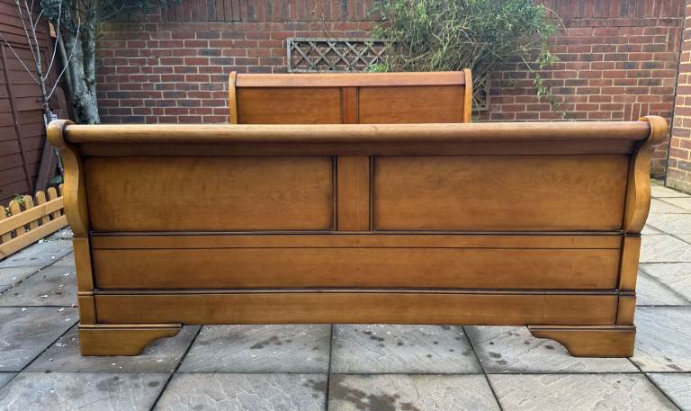 French Exigence NF Ameublement Sleigh 5ft King Bed Frame – Great Condition
