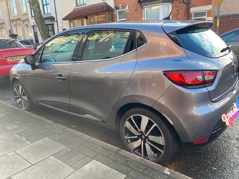 Renault Clio 0.9L TCE Dynamique S MediaNav 5d Hatchback - Grey - 2014