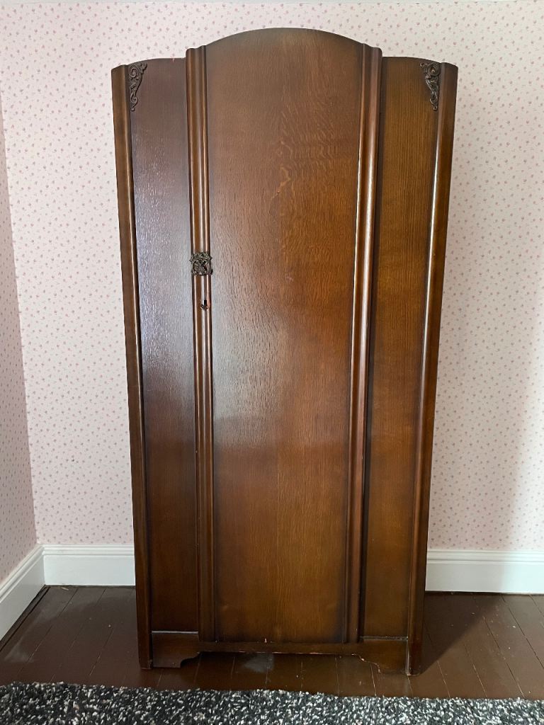 Vintage Wardrobe