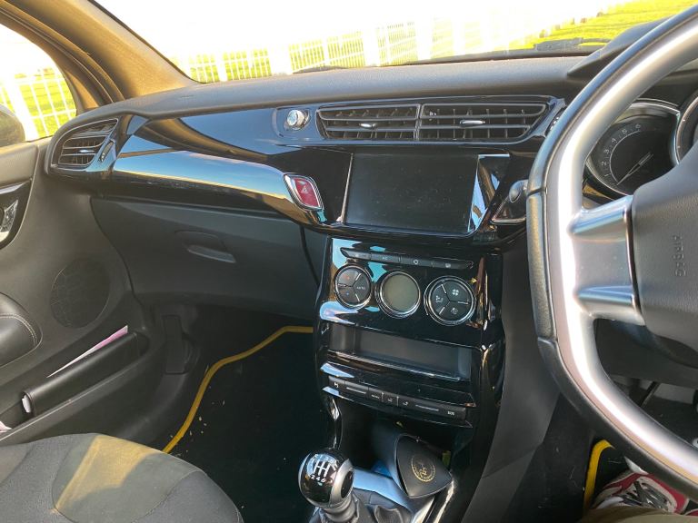 DS, DS 3, Hatchback, 2016, Manual, 1199 (cc), 3 doors