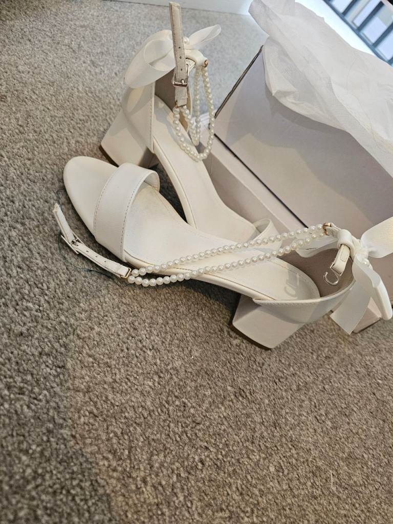 Wedding shoes size 5