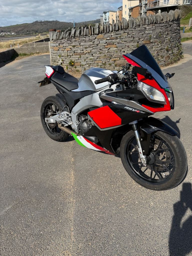 Aprillia rs4 125 12 months MOT
