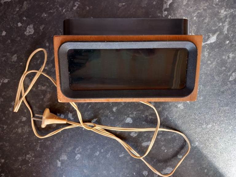 Electronika vintage clock