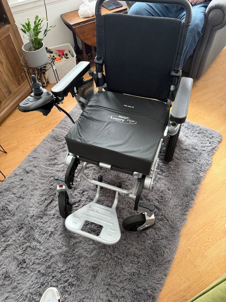 Power Assisted Wheelchair 