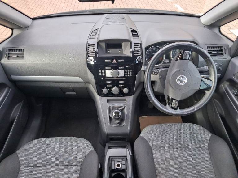 Vauxhall ZAFIRA 2013Manual 1.6