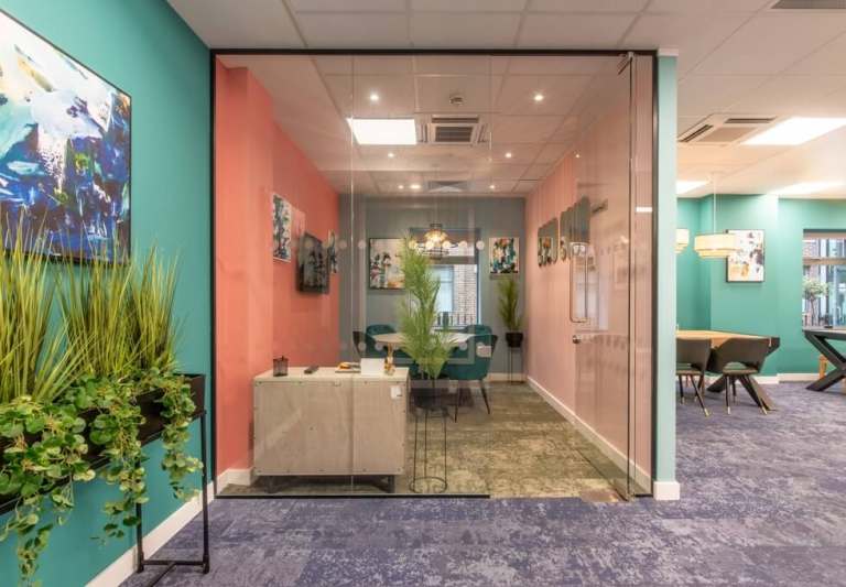 3 to 254 Person Private Office Suites to rent in *Liverpool Street*, Central London EC2