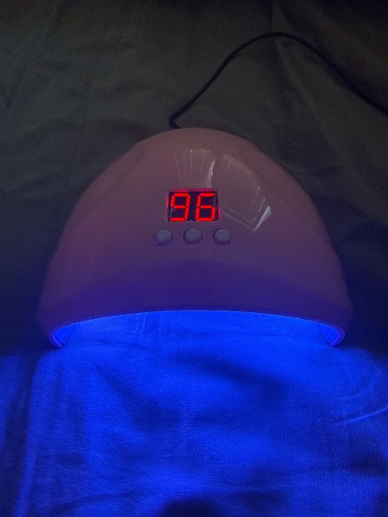 UV LED Nail Lamp – Good Condition, Works Perfectly