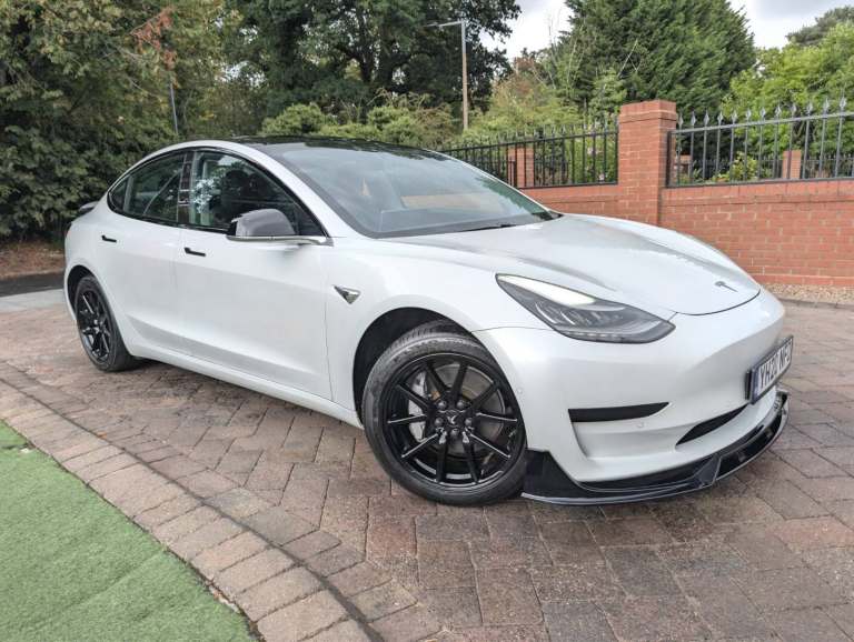2020 Tesla Model 3 Standard Plus Auto *Just Serviced & MOT 08/26* SALOON Electric Automatic