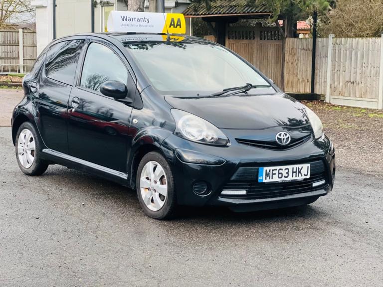2013 Toyota AYGO 1.0 VVT-i Move with Style 5dr HATCHBACK Petrol Manual