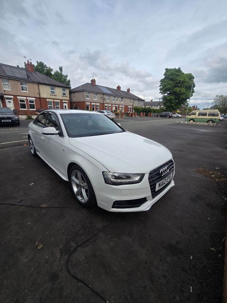 Audi, A4, Saloon, 2012, Manual, 1968 (cc), 4 doors