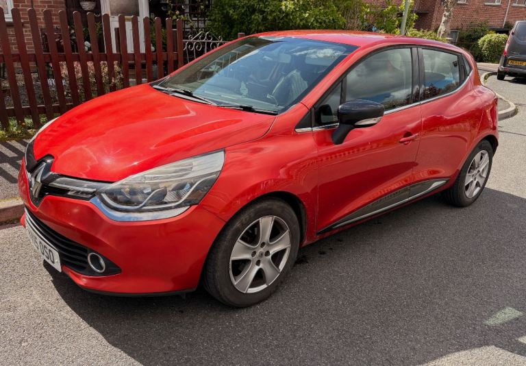Renault, CLIO, Hatchback, 2015, Manual, 1149 (cc), 5 doors
