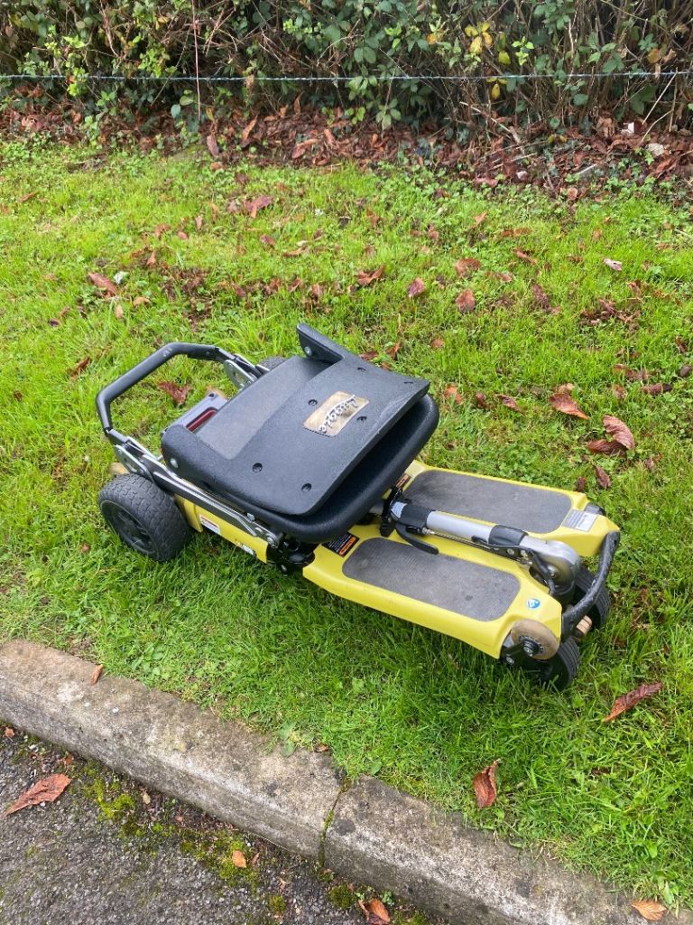 Luggie Folding Elite Mobility Scooter 