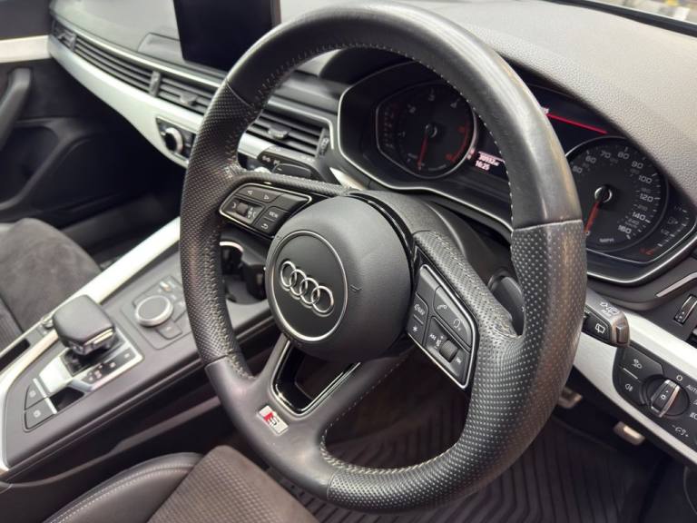 2019 Audi A4 35 TDI S Line 5dr S Tronic ESTATE DIESEL Automatic