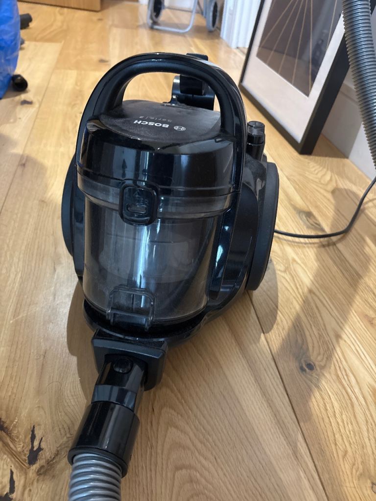 Bosch Vacuum cleaner for sale