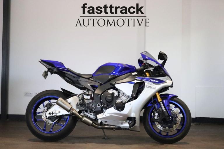 Yamaha YZF R1 - 2015 - LOADED WITH EXTRAS - FULL SERVICE HISTORY