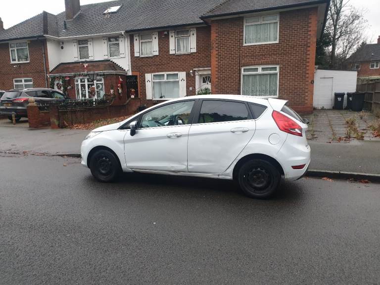 ** QUICK SALE NEEDED ** £550 ONO