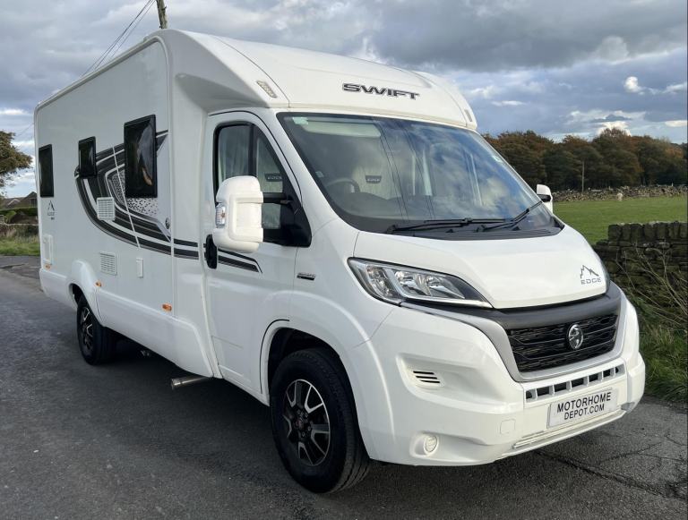 Swift Edge 464, 2022, 4 berth rear fixed bed coachbuilt motorhome