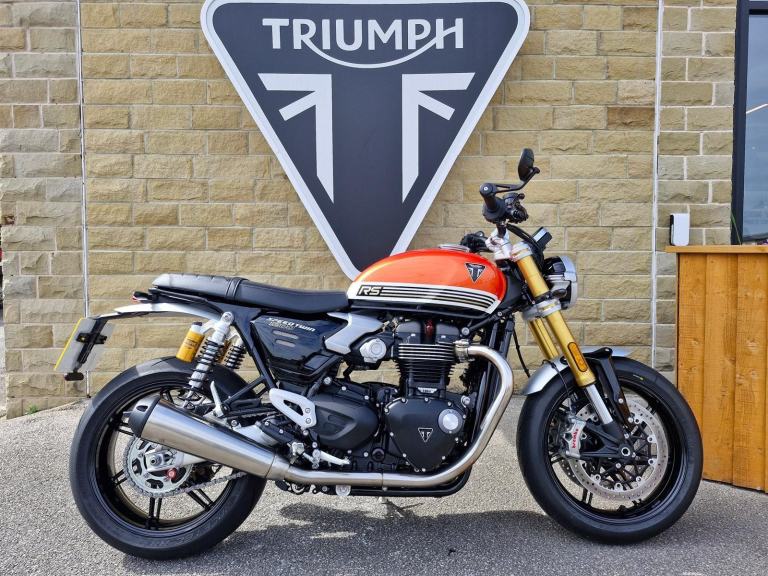 2026 Triumph speed Twin 1200 RS - One owner Low mileage Heated grips