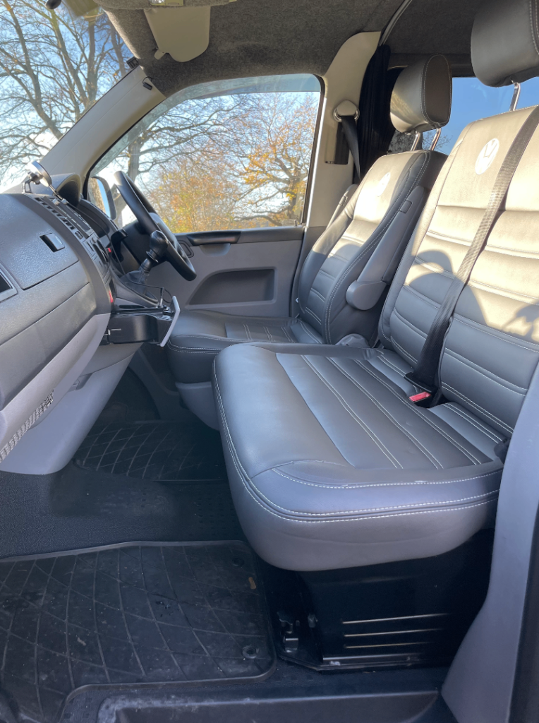 Volkswagen VW TRANSPORTER T5 2005, Manual, 1.9 TDI - Campervan, 176k Miles