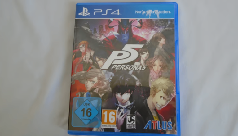 PS4 Game P5 Persona5 with case.