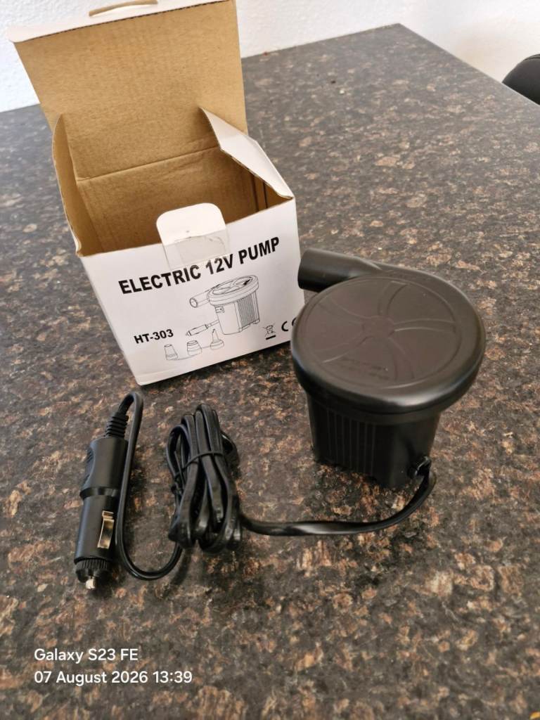 New Electric 12 V Car Charger Portable Air Pump