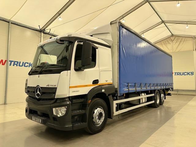 Mercedes Actros 2530 6x2 Rear Lift Sleeper Cab Curtainsider