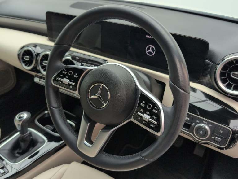 2021 Mercedes-Benz A-Class 1.3 A200 Sport Edition (Executive) Saloon 4dr Petrol Manual Euro 6 (s/...