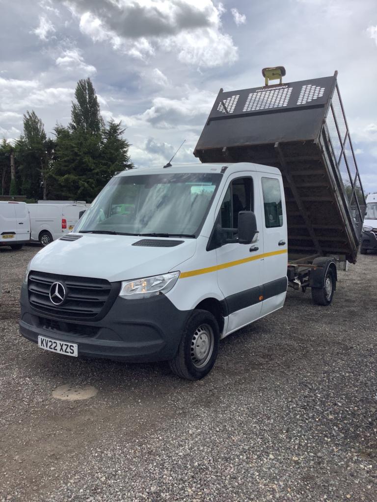 2022 Mercedes-Benz Sprinter 3.5t Progressive Crew Cab Tipper CHASSIS CAB Diesel Manual
