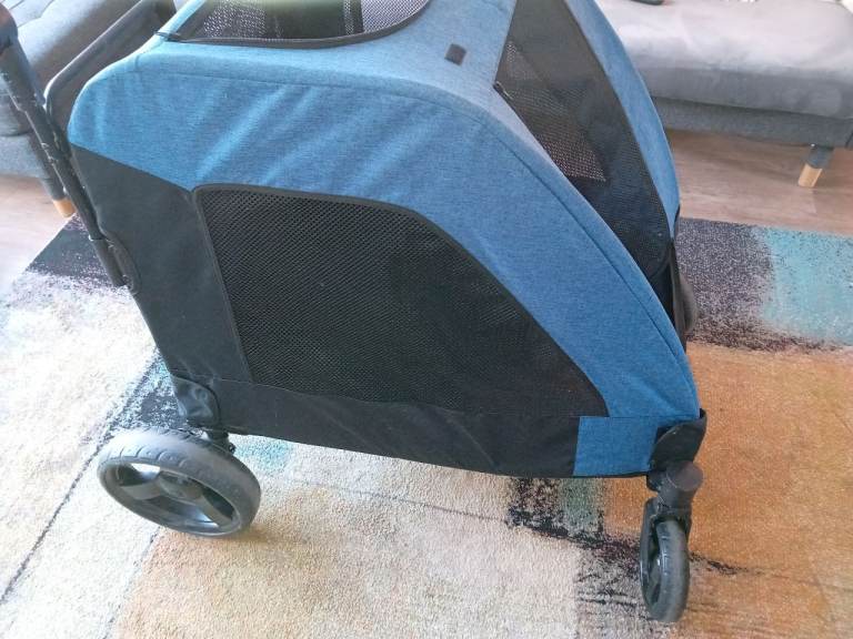 Large dog pram