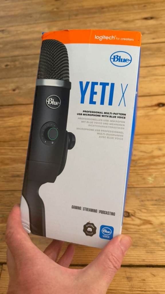 Blue Yeti X USB Condenser Microphone - with Shock Mount & Wind gag