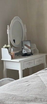 White Dressing Table with Mirror and Drawers