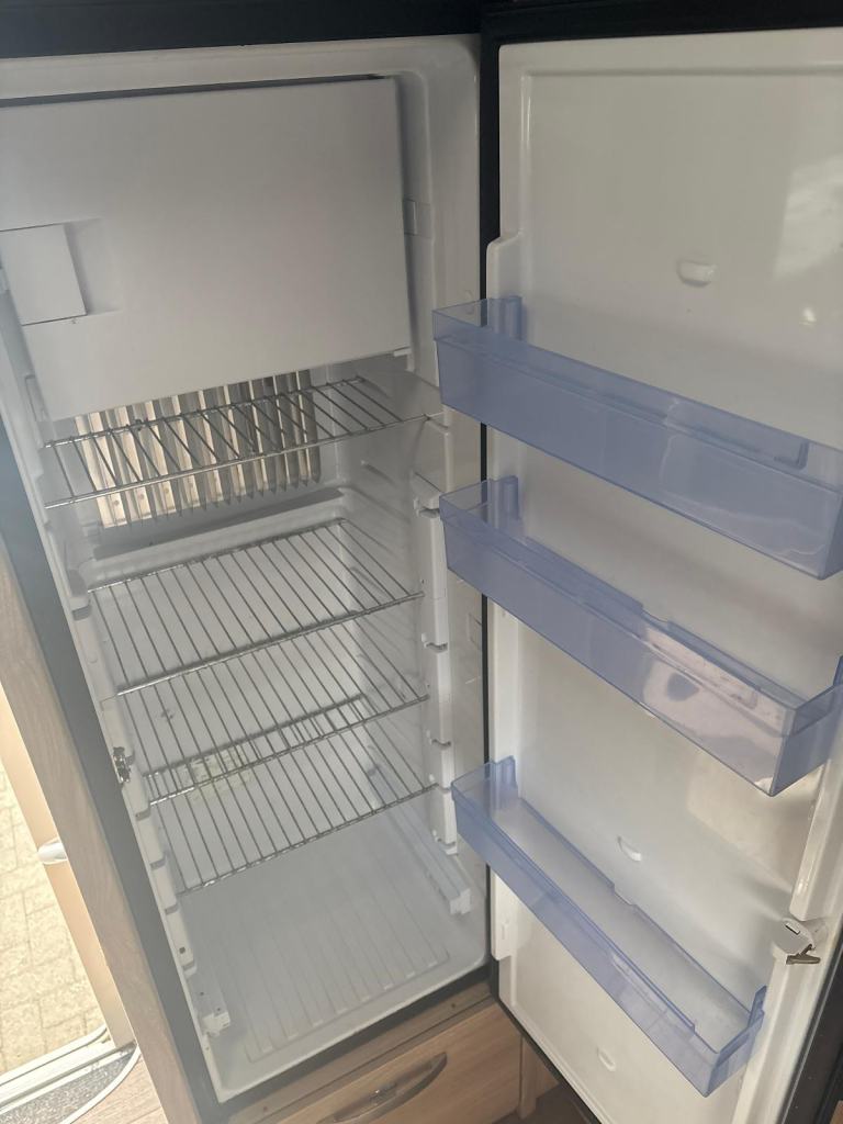 Fiat Ducato Carasuite 650 MF | Sleeps 4 | Semi-Integrated | Fully Equipped