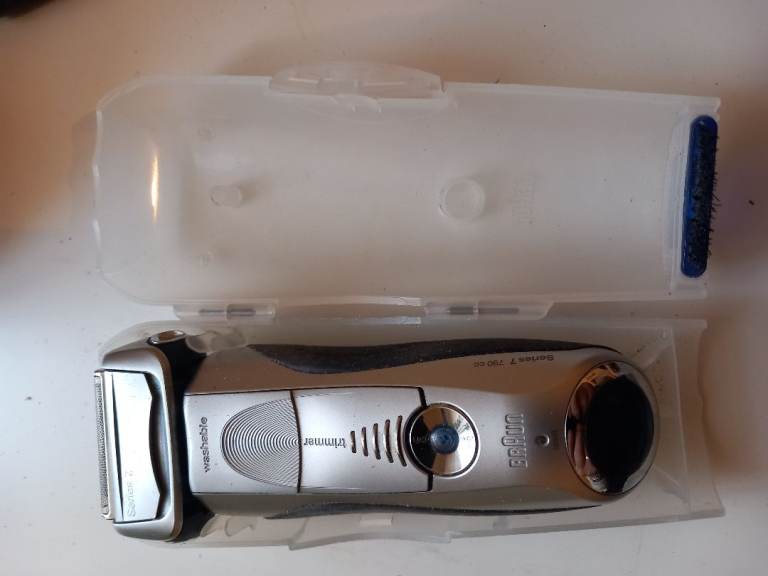 Braun Mens shaver 
