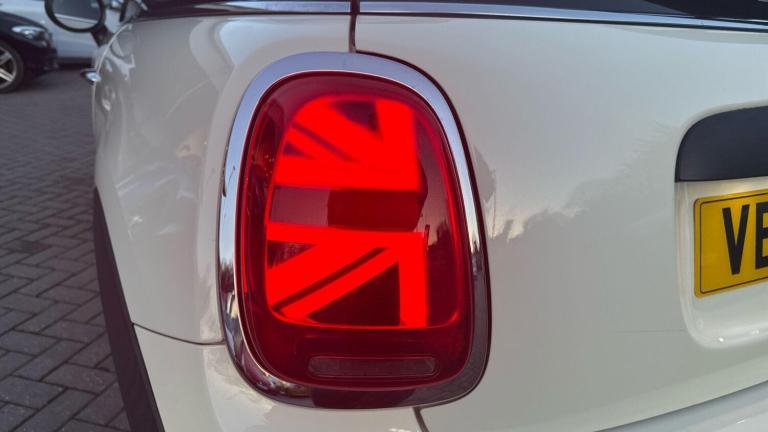 2018 MINI Hatch 1.5 One Euro 6 (s/s) 3dr HATCHBACK Petrol Manual