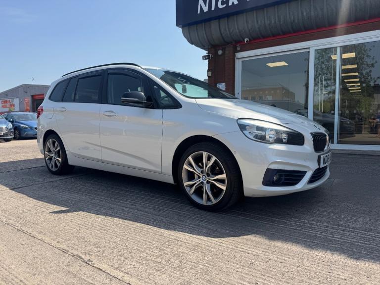 2016 BMW 2 Series 218i Sport 5dr ++ PRO MEDIA / NAV / DAB / BLUETOOTH / ULEZ ++ ESTATE Petrol Manual