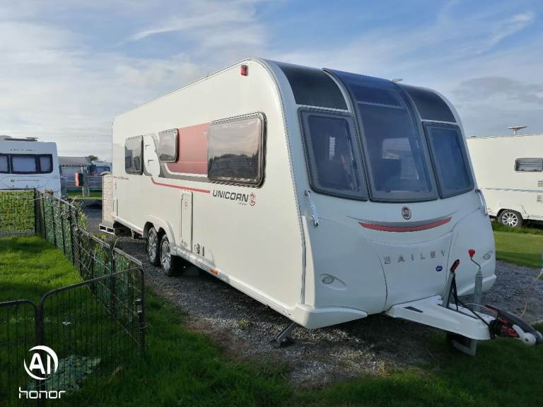 Bailey unicorn Cartagena 2016