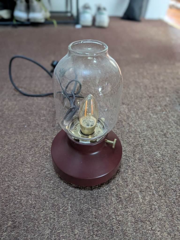 Small Table Lamp – Great Condition