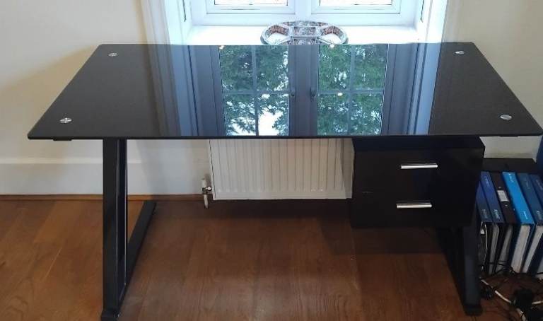 Desk, Solid & Strong, VGC