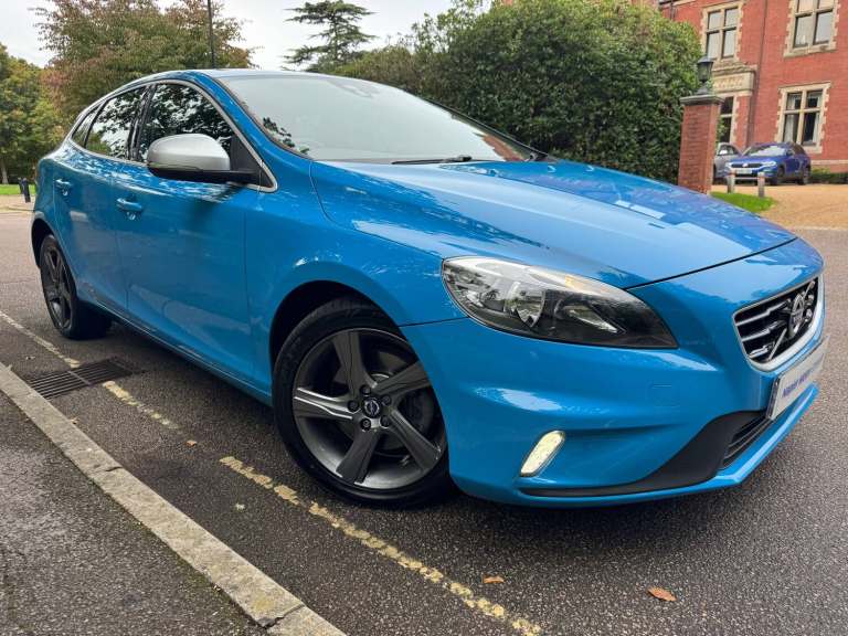 2015 Volvo V40 2.0 T2 R-Design Hatchback 5dr Petrol Manual Euro 6 (s/s) (122 ps)